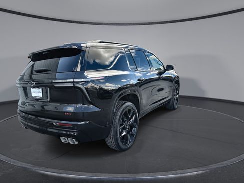 New 2026 Chevrolet Traverse RS w/ LPO, Floor Liner Package AWD/4WD image 7