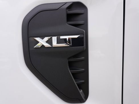 Used 2024 Ford Ranger XLT w/ Technology Package image 30