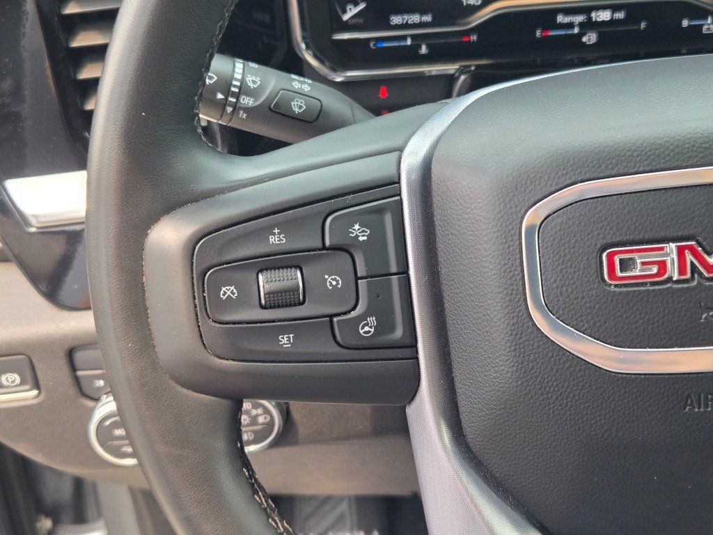 Certified 2025 GMC Sierra 1500 SLT AWD/4WD image 31