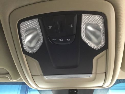 Used 2020 RAM 2500 Big Horn image 28