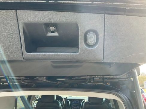 Used 2019 Cadillac Escalade Luxury image 50