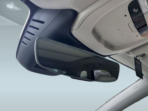 Used 2025 Volvo XC60 B5 Ultra w/ Protection Package Premier image 17