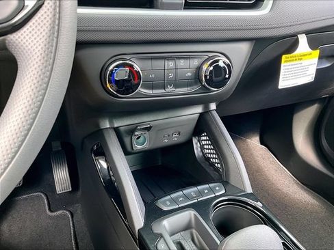 New 2026 Chevrolet TrailBlazer LS FWD image 18