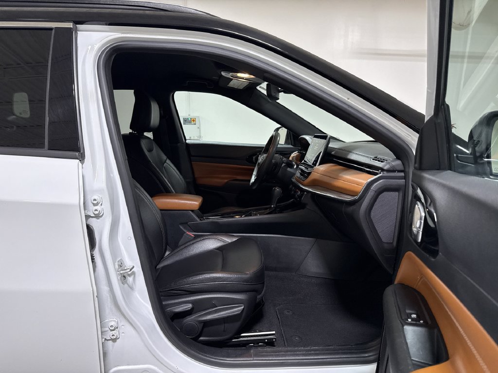 Used 2024 Jeep Compass Limited AWD/4WD image 21