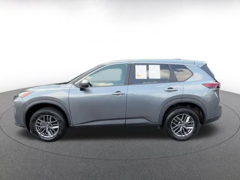 Used 2026 Nissan Rogue SV FWD image 9