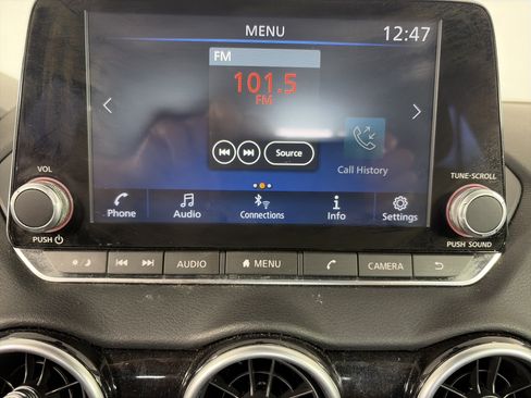 Certified 2022 Nissan Sentra SV FWD image 16