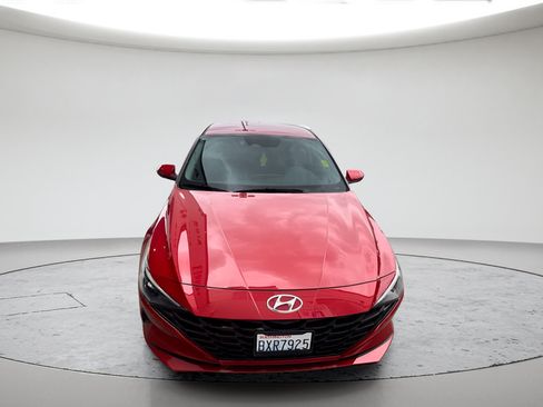 Used 2021 Hyundai Elantra SEL FWD image 2