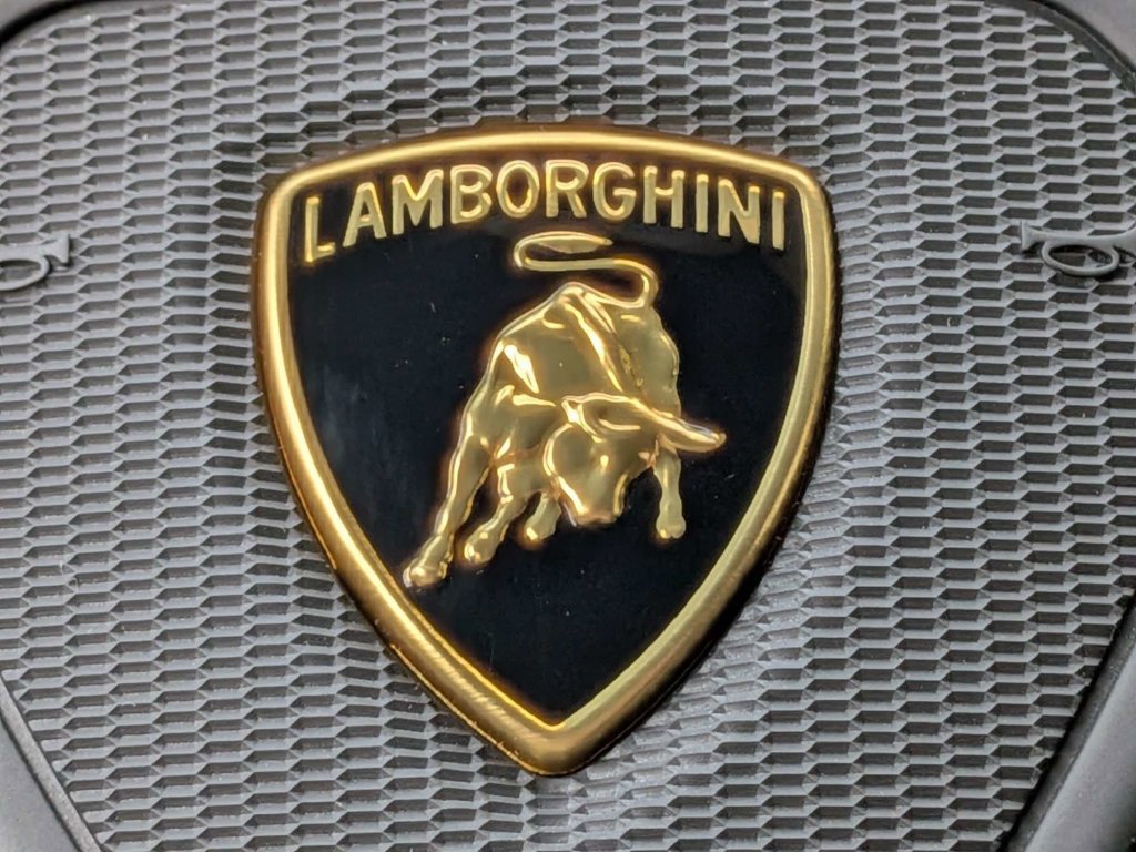 Used 2024 Lamborghini Urus S AWD/4WD image 41
