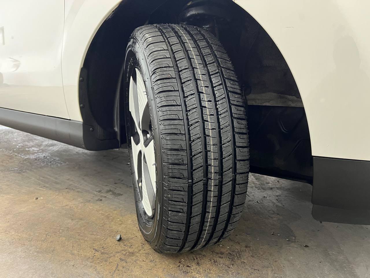 Used 2016 Kia Soul EV FWD image 29