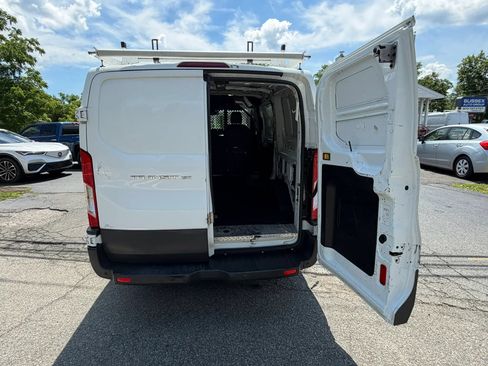 Used 2017 Ford Transit 150 130 Low Roof RWD image 31