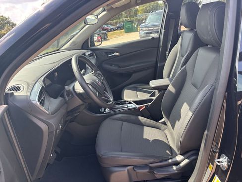 Used 2025 Buick Encore GX Preferred image 24