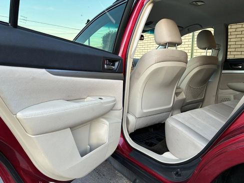 Used 2014 Subaru Outback 2.5i Premium image 29