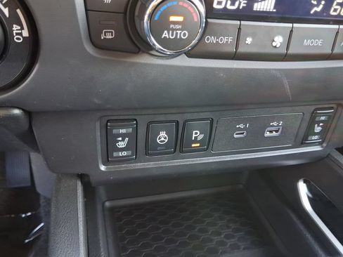 Used 2024 Nissan Frontier SV w/ Hardbody Edition AWD/4WD image 20