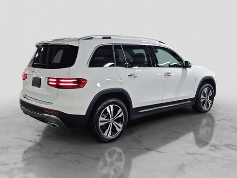 New 2026 Mercedes-Benz GLB 250 image 5