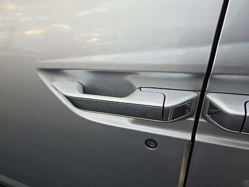 Used 2012 Honda Odyssey EX-L image 10