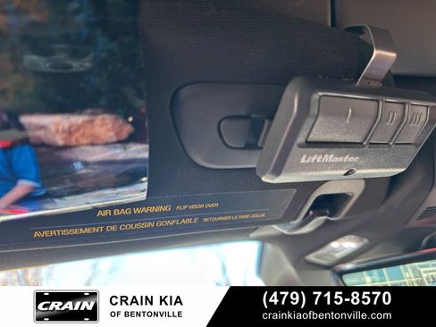 Used 2025 Chevrolet Corvette Stingray Preferred Cpe w/ 2LT image 40