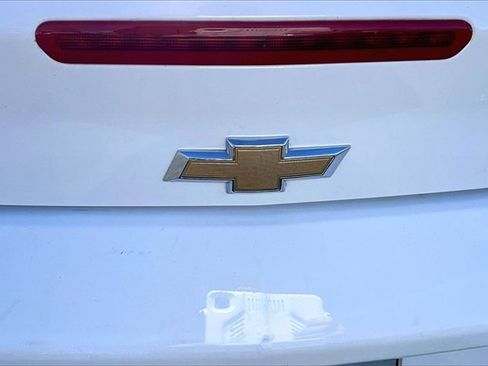 Used 2023 Chevrolet Camaro LT image 31