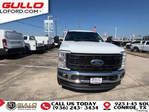 Certified 2024 Ford F250 XL w/ XL Chrome Package AWD/4WD image 3