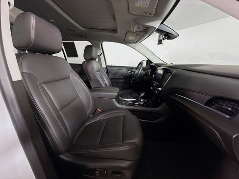 Used 2021 Chevrolet Traverse Premier w/ Redline Edition FWD image 38
