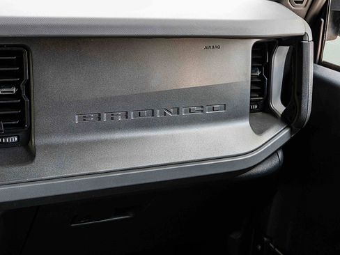 Used 2024 Ford Bronco Everglades AWD/4WD image 16