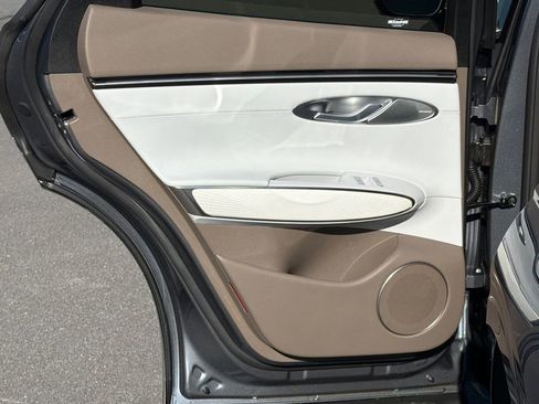 New 2026 Genesis GV70 2.5T Advanced AWD/4WD image 21