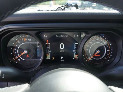 New 2026 Jeep Gladiator Mojave image 11