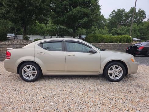 Used 2009 Dodge Avenger SXT FWD image 7