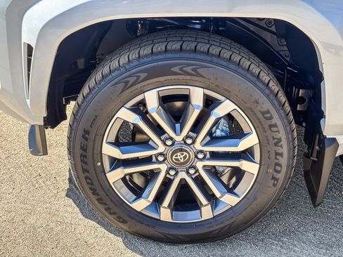 New 2026 Toyota 4Runner Limited AWD/4WD image 11