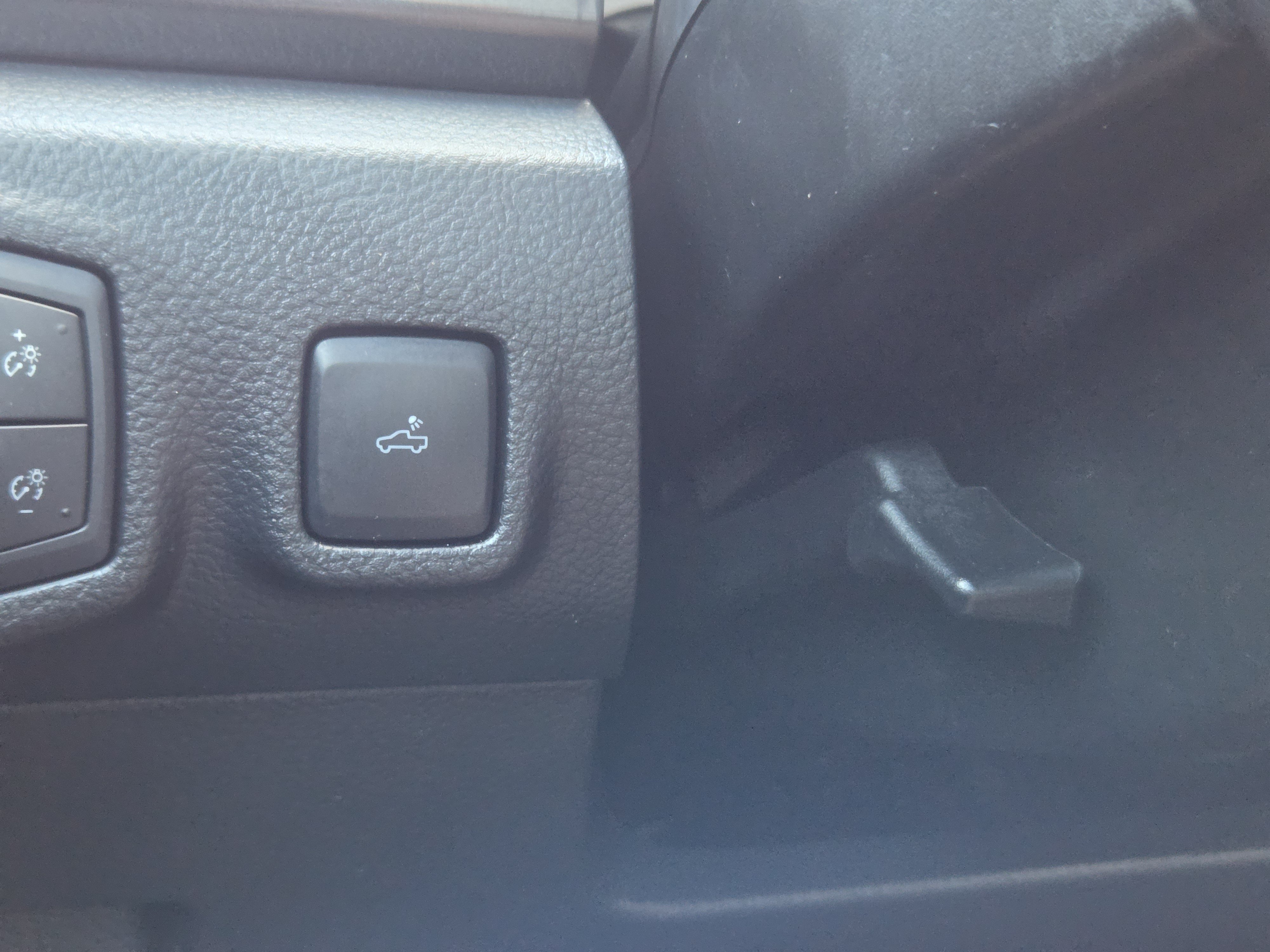 Used 2022 Ford Ranger Lariat w/ Equipment Group 501A High RWD image 22