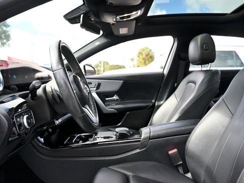 Used 2020 Mercedes-Benz A 220 w/ Premium Package image 7
