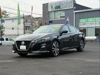 Used 2022 Nissan Altima 2.5 SR