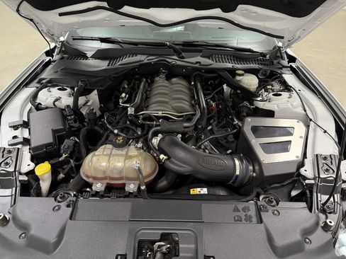 Used 2018 Ford Mustang GT Premium w/ Safe & Smart Package image 12