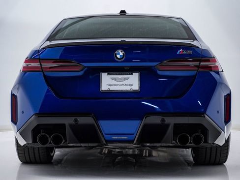 Used 2025 BMW M5 w/ Carbon Package AWD/4WD image 8
