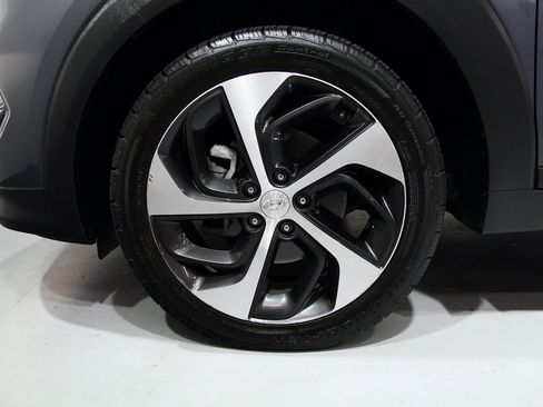 Used 2018 Hyundai Tucson Sport image 15