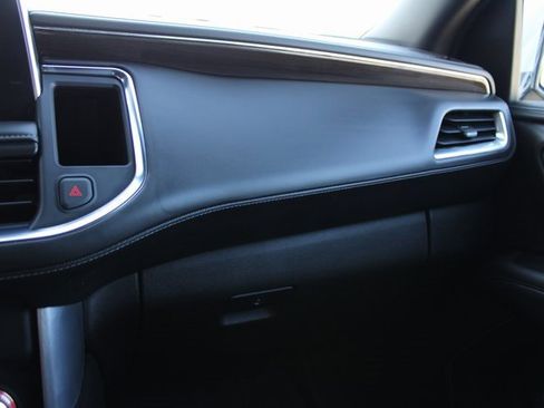 Used 2023 GMC Yukon SLE w/ Max Trailering Package image 30