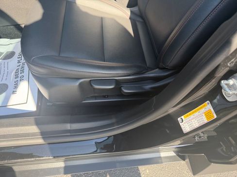 Certified 2024 Chevrolet Trax RS w/ Driver Confidence Package FWD image 13