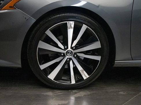 Used 2020 Nissan Altima 2.5 SR image 8