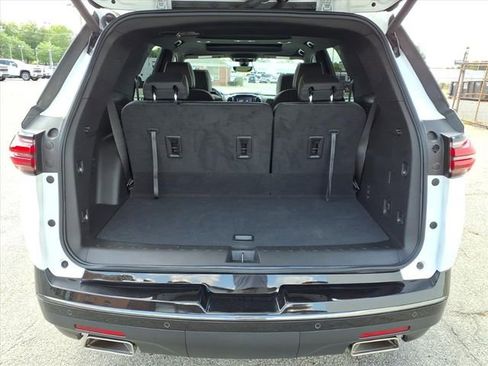 Used 2023 Chevrolet Traverse Premier w/ Redline Edition FWD image 13