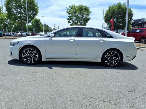 Used 2020 Lincoln MKZ Reserve w/ Luxury Package FWD image 12