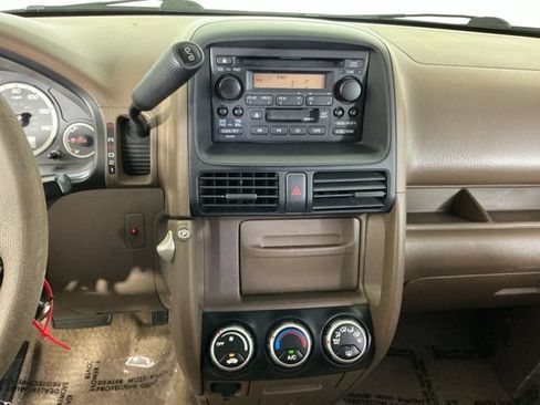 Used 2003 Honda CR-V LX image 17
