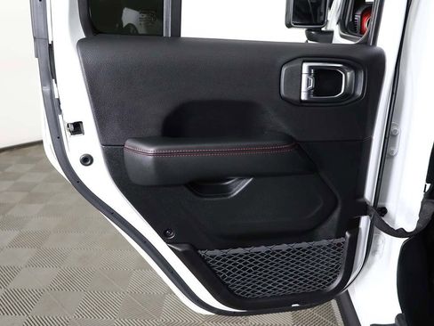 Used 2022 Jeep Wrangler Unlimited Rubicon w/ Cold Weather Group image 22