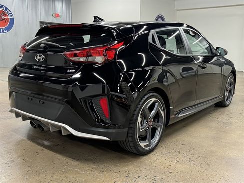 Used 2019 Hyundai Veloster Turbo image 14