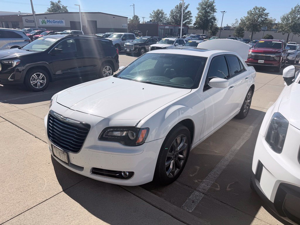 Used 2014 Chrysler 300 S AWD/4WD image 2