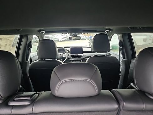 New 2026 Jeep Compass Latitude image 90