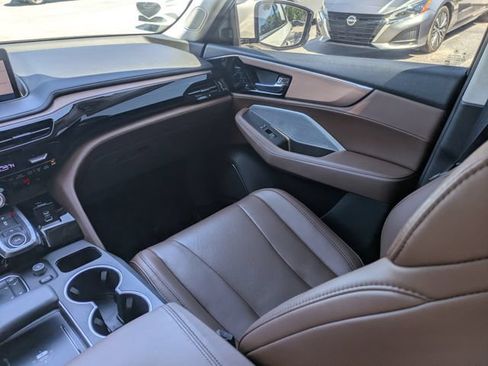 Certified 2024 Acura MDX FWD w/ Technology Package image 17