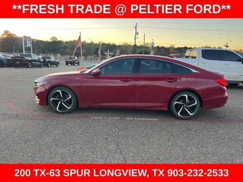Used 2018 Honda Accord Sport image 4