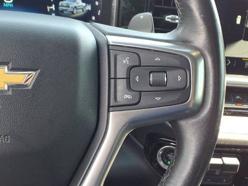 Used 2022 Chevrolet Silverado 1500 LTZ w/ LTZ Premium Package AWD/4WD image 17