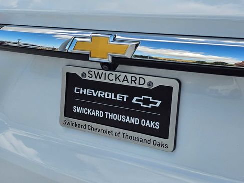Used 2023 Chevrolet Traverse LT FWD image 13