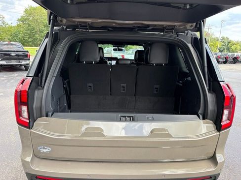 New 2027 Ford Expedition Tremor AWD/4WD image 11