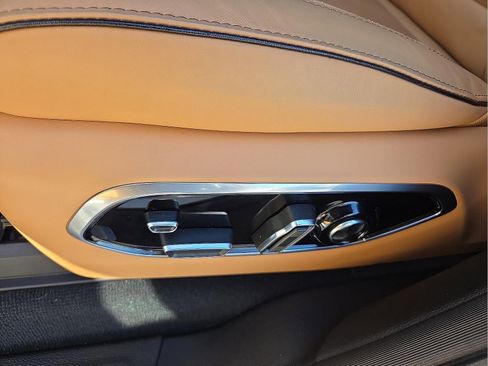 Used 2025 Jeep Grand Cherokee L Summit image 15